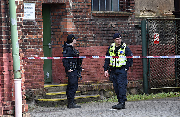 Student v Ostravě nedorazil domů z plesu, policisté ho našli mrtvého