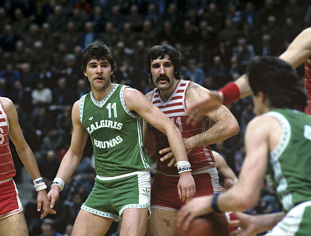 Na Rusy i jejich čachrování vyzráli, rovnou třikrát. Litva byla díky Žalgirisu opět hrdá