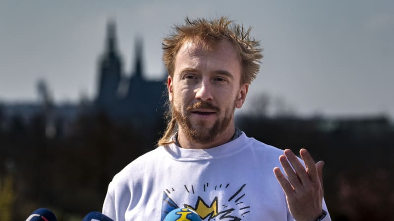 Chce jen šokovat, prostor nedostane, sepsul Minář Rajchla. Ke společné debatě nevidí důvod