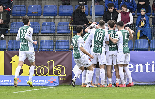 ONLINE: Zlín - Jablonec 0:2, nejprve pálil Jawo, poté připravuje gól Hollému