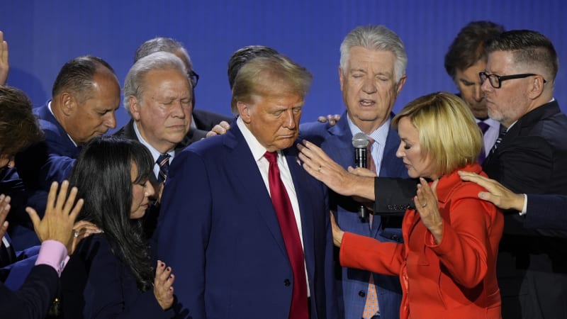 Trumpova svatá válka? Prezident mluví o Boží podpoře. Ve hře je Armageddon, říká religionistka