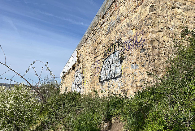 Sprejeři poničili renesanční skvost u Expa. Máme vás na kamerách, vzkazuje galerie