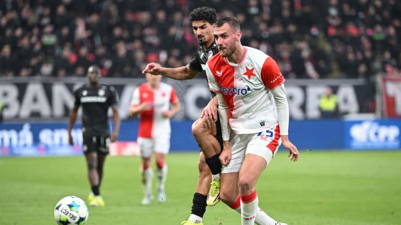 Žádné „ukáply sliny“, ale plivanec. Komise rozhodla: Červená pro Chorého byla oprávněná