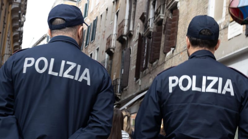 Tragédie na Sicílii: Z vody vylovili tělo české turistky. Její smrt vyšetřuje policie