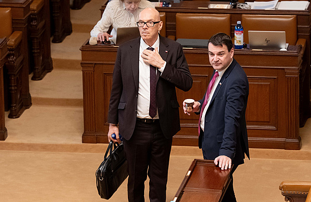 Macinka požádá o policejní ochranu pro ministra kultury Klempíře